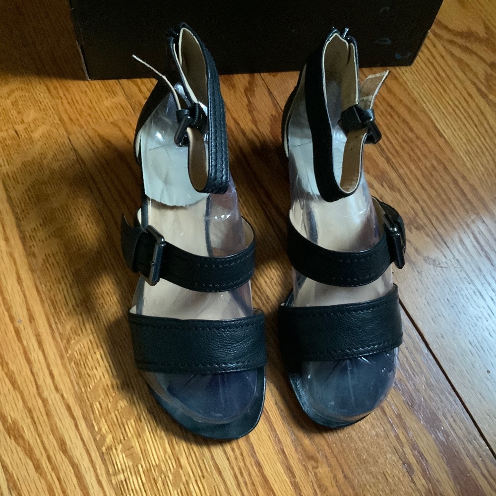 Lloyd Sandals
